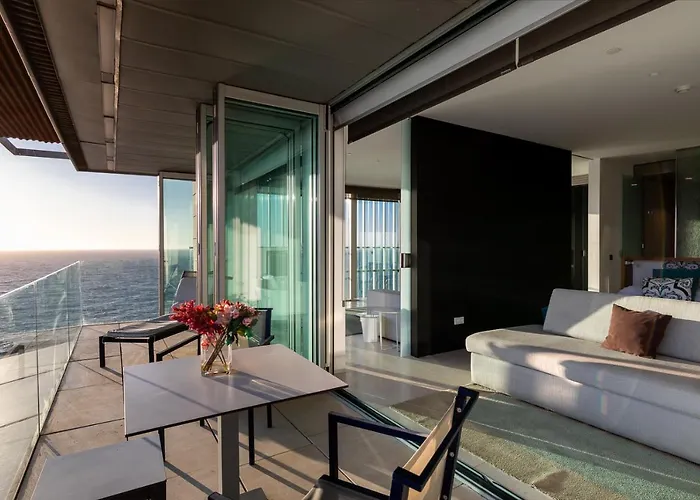 파라도르 데 카디즈 4*