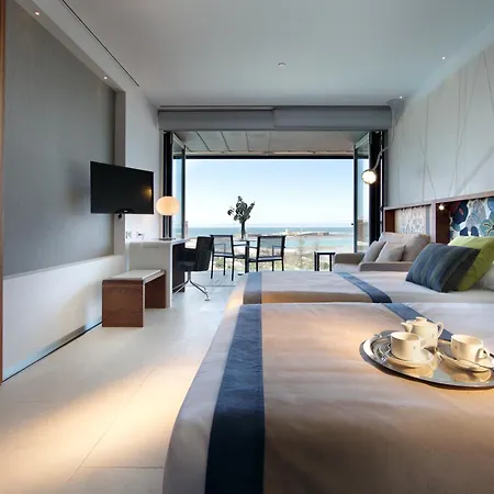 De 4* Cádiz