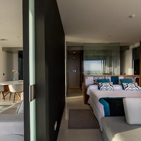 De Otel