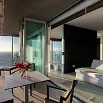 De 4*