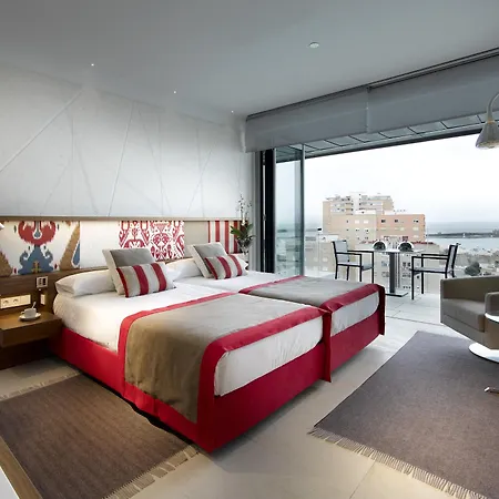 De 4* Cadiz