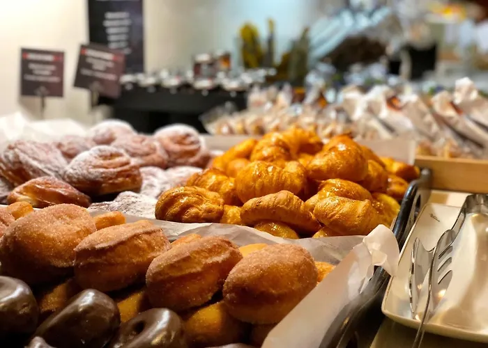 Готель De Кадіс